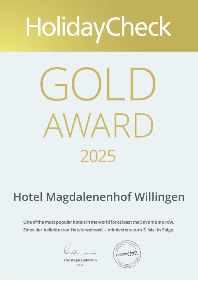 Urkunde HolidayCheck Gold Award 2025 für das Hotel Magdalenenhof Willingen