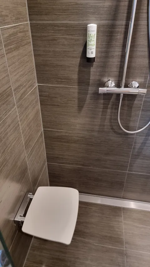 Lieblingsplatz: Duschsitz in der bodengleichen Dusche