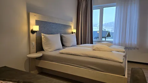 Lieblingsplatz 2: zweites Schlafzimmer mit Fenster